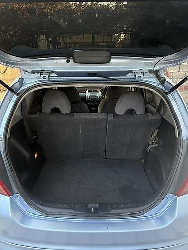 даешо тико: Honda Fit: 2002 г., 1.3 л, Вариатор, Бензин, Хэтчбэк — 6