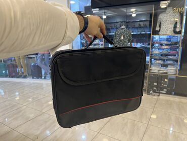 noutbuk çantası: 2 ədəd böyük ölçülü noteboom çantası satılır . Səliqəlidir . Cırığı