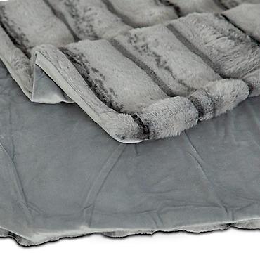 krevet 120×200: Duplo cebe sa krznom
200x150- 3100 din
200x230cm- 3600din — 2