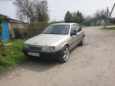 opel dzhip: Opel Vectra: 1990 г., 1.6 л, Механика, Бензин, Хэтчбэк