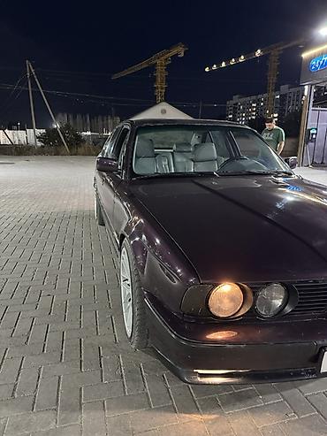 обмен е 34: BMW 5 series: 1991 г., 3.2 л, Механика, Бензин, Седан — 3