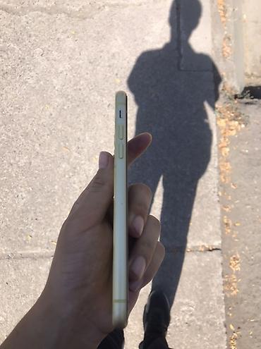poco c85: IPhone 11, жёлтый цвет. Экран не работает В Айклауде остальное все — 4
