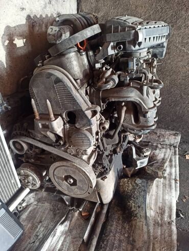 кю 7: Бензиновый мотор Honda 2003 г., 1.7 л, Б/у, Оригинал, Япония