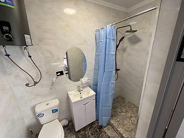 Посуточная аренда домов: 200 м², 4 комнаты, Забор, огорожен, Теплый пол, Утепленный — 4