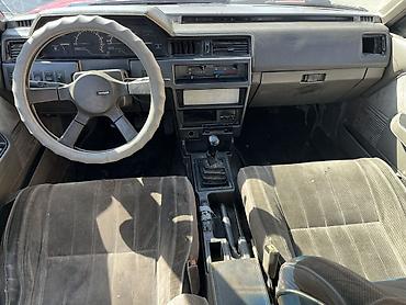 getz 2: Nissan Bluebird: 1987 г., 2 л, Механика, Бензин, Универсал — 3