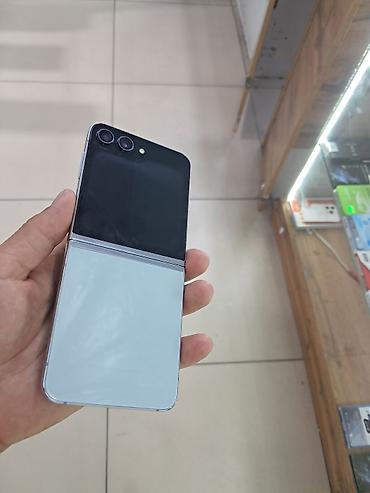 j 3: Samsung Galaxy Z Flip 5, Б/у, 512 ГБ, цвет - Серый, 2 SIM — 2