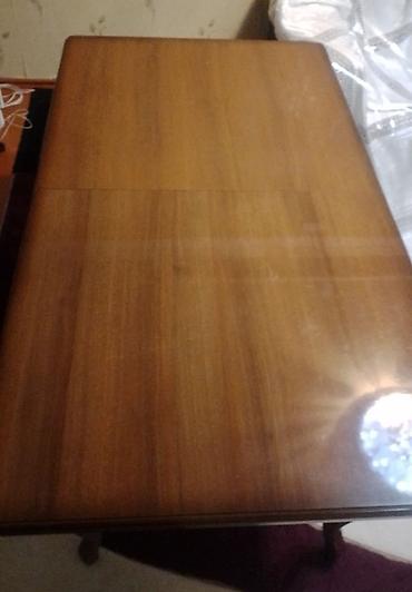 Masa : açılır ( böyüyür ) - Material: laklı ağac səthi, təbii taxta