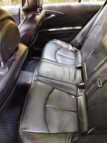 Mercedes-Benz: Mercedes-Benz E-Class: 2.4 l | 2002 il Sedan — 13