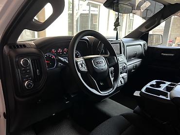 Продажа авто: GMC Sierra: 2023 г., 2.7 л, Автомат, Бензин, Пикап — 6