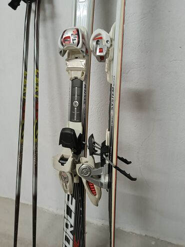 спортивный шым: Лыжи Близзард 167 с палочками