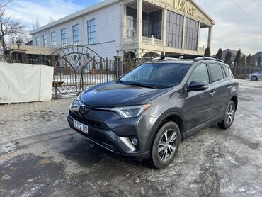 Toyota: Toyota RAV4: 2018 г., 2.5 л, Автомат, Бензин, Кроссовер