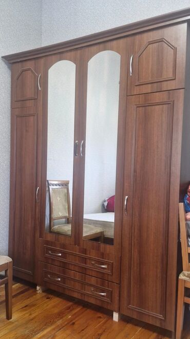 hesenoglu mebel: ✔️110 man(Binəqədi). Dolab. Təcili evden çıxmalıdır.Eni 162 .hundurluk