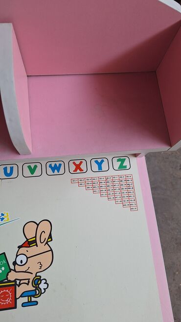 Uşaq masaları: Çox istifadə olunmayıb üstünə kitab yığılıb. Sadəcə işlədilmiyib deyə -da lalafo.az — 3 Uşaq masaları: Çox istifadə olunmayıb üstünə kitab yığılıb. Sadəcə işlədilmiyib deyə — 3