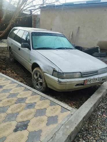 Mazda: Mazda 626: 1988 г., 2 л, Механика, Бензин, Универсал