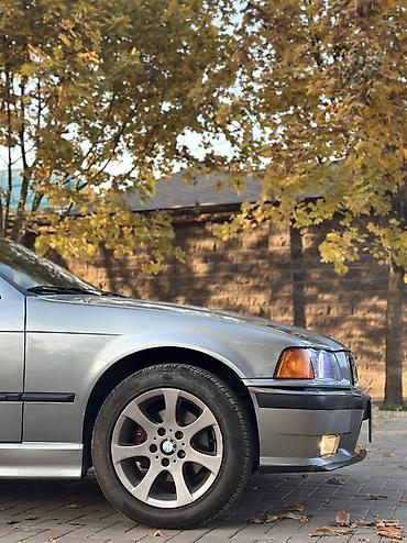 маш: BMW 3 series: 1991 г., 2 л — 2
