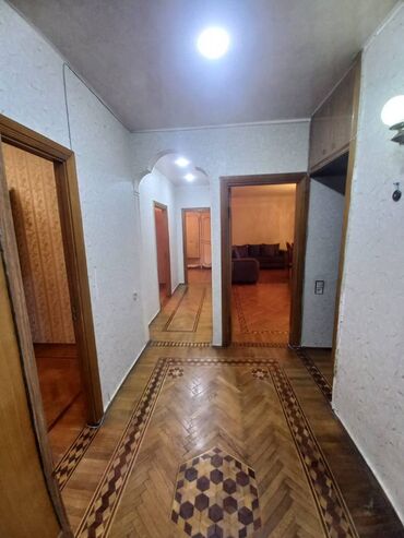 Uzunmüddətli kirayə mənzillər: Zərifə Göz Klinikası yaxınlığında 9 mərtəbəli binanın 4-cü — 7