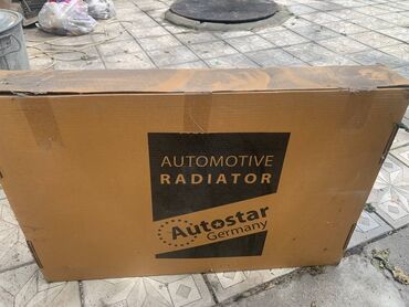 Радиаторы: Радиатор Бмв е46, торг возможен