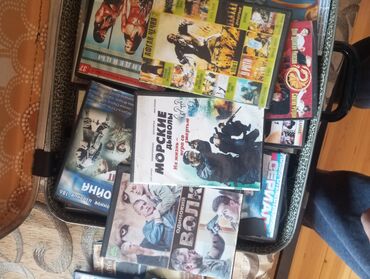 CD, DVD disklər və kassetlər: DVD disklər kolleksiyası – rus dilində filmlər və seriallar Məzmun: - — 13