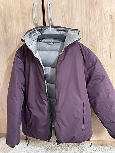 Пуховики и зимние куртки: Двусторонняя утеплённая куртка с капюшоном. Стоила 11500 отдаю очень — 4