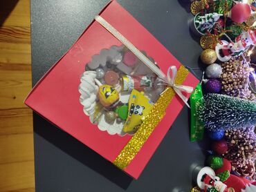 Hədiyyə bağlamaları: Hədiyyə qutusu, Yeni, rəng - Ağ, Ödənişli çatdırılma — 14