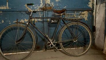 бито: Продаю велосипед советский Урал краска родной, не бит не крашен, в