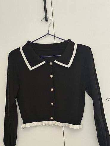 Кардиган, Трикотаж, Короткая модель, Осень-весна at lalafo.kg Кардиган, Трикотаж, Короткая модель, Осень-весна