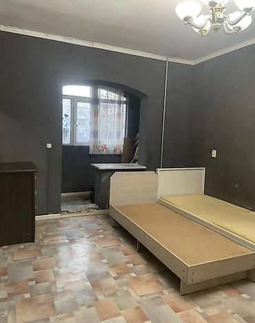 Квартиры: 3 комнаты, 92 м², Тунгуч мкр 106 серия, 8 этаж, Старый ремонт — 1