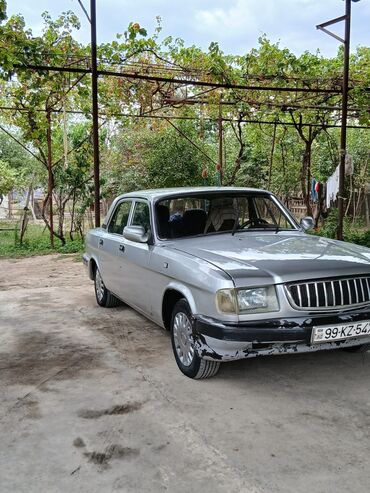 фольксваген поло седан: GAZ Volga .maaşin yaxşi veziyetdedi kasmetika bamberlere ehdiyac