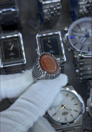 Üzüklər: Üzük — 4