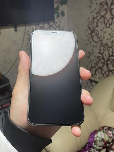 Apple iPhone: IPhone 11, Б/у, 64 ГБ, Черный, Чехол, 75 % — 1