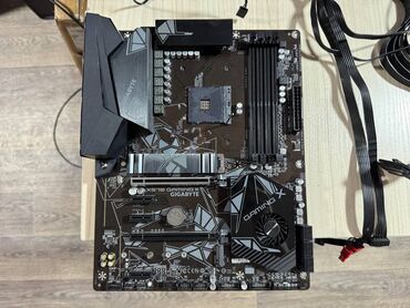 Процессоры: Материнская плата, Б/у, Gigabyte, AM4, ATX, Для ПК