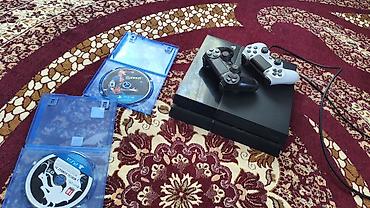 ош телевизор: PlayStation 4 (толстая версия) с комплектом аксессуаров и дисков. В — 1