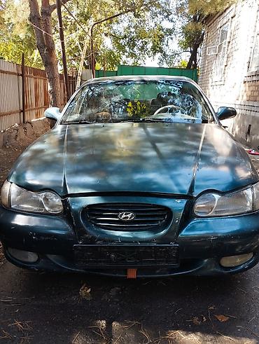 сания: Hyundai Sonata: 1998 г., Седан — 1