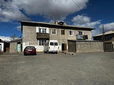 Продажа квартир: 4 комнаты, 82 м², Индивидуалка, 2 этаж, Старый ремонт — 1