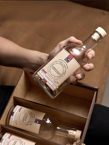 алма яшик: 🥃 Набор настоек «Открыть в случае возникновения приятной компании» — — 3