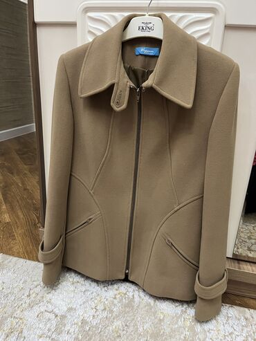 Пальто: Пальто XS (EU 34), S (EU 36), цвет - Коричневый