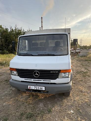mersedes axor: Mercedes-Benz Vario 814D тентованный бортовой грузовик - Дизельный — 2