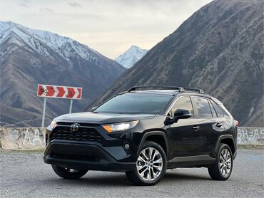 Toyota: Toyota RAV4: 2021 г., 2.5 л, Автомат, Бензин, Внедорожник