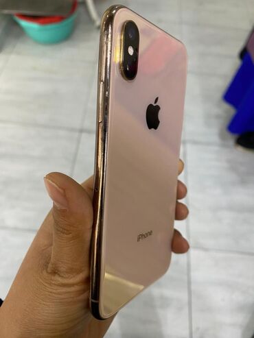 Apple iPhone: IPhone Xs, Б/у, 64 ГБ, Золотой, Зарядное устройство, Защитное стекло, Чехол, 78 %