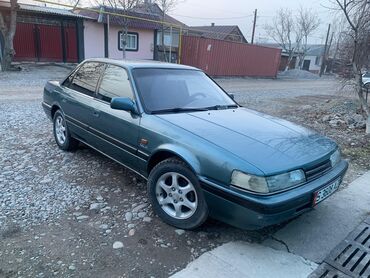 Mazda: Mazda 626: 1991 г., 2 л, Механика, Бензин, Седан