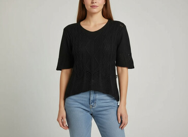 atut ubrania: Women`s sweater, size M