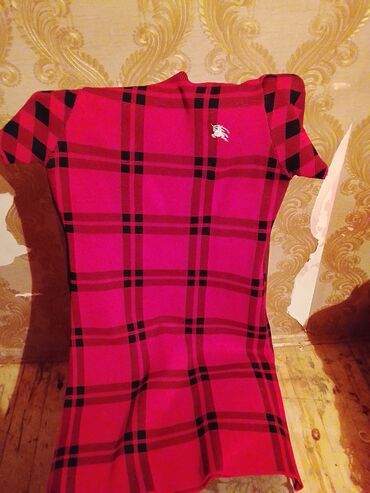 Kokteyl donlar: Gündəlik don, Midi, Burberry, S (EU 36)