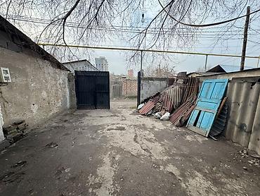 Продажа времянок: Срочно продаётся пристроенная времянка в центре города, район — 19