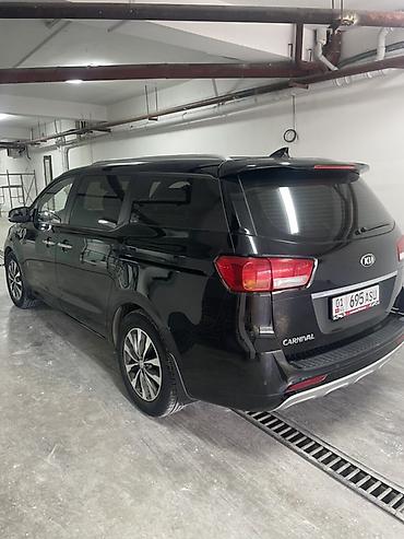 карниваль: Kia Carnival: 2018 г., 2.2 л, Автомат, Дизель, Минивэн — 5