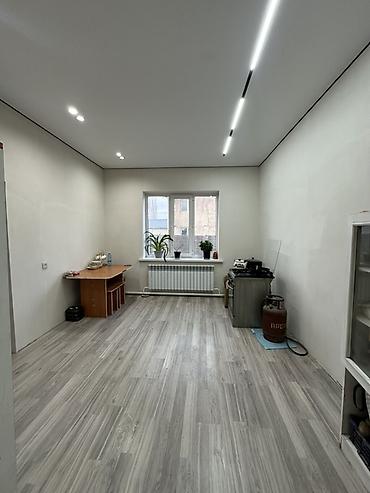 Продажа коттеджей и домов: Продается новый двухэтажный кирпичный дом,на участке 8 соток. Площадь — 7