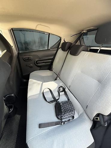 Toyota: Real alıcıya şirin endirim eliyecem Toyota Aqua Hybrid, gümüşü rəng, 5 — 8