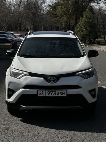 Toyota: Toyota RAV4: 2015 г., 2.5 л, Автомат, Бензин, Кроссовер