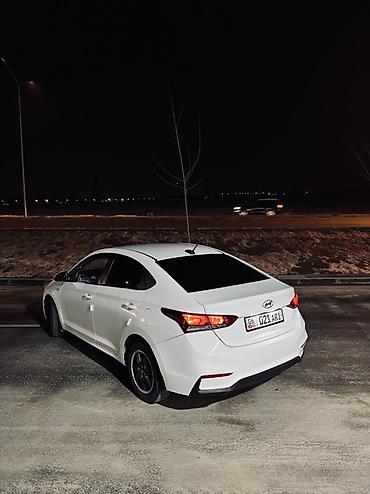 Hyundai: Hyundai Solaris: 2017 г., 1.4 л, Автомат, Бензин, Седан — 7