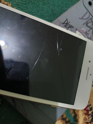 Apple iPhone: IPhone 8 Plus, Б/у, 64 ГБ, Золотой, Чехол, Кабель, 75 % — 3