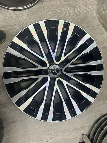 Литые Диски R 20 Mercedes-Benz, Комплект, отверстий - 5, Б/у at lalafo.kg Литые Диски R 20 Mercedes-Benz, Комплект, отверстий - 5, Б/у